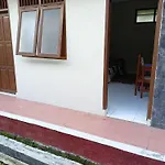 Kost Omaya